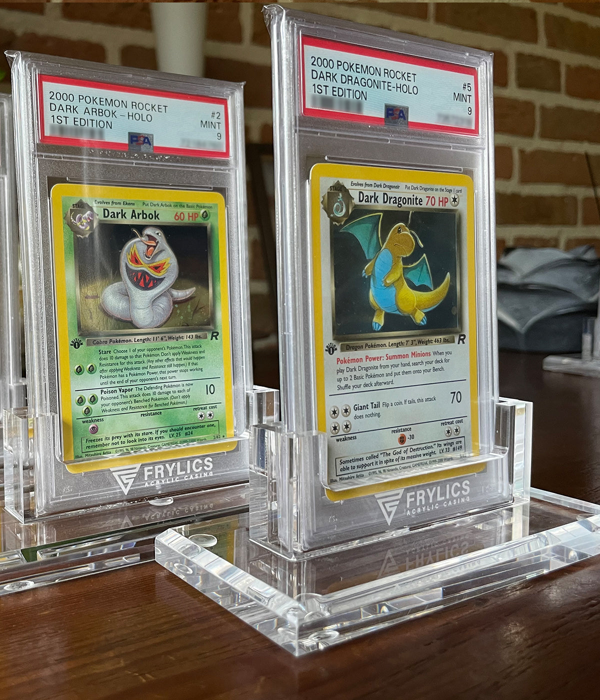 klantfoto graded slab stands acryl case