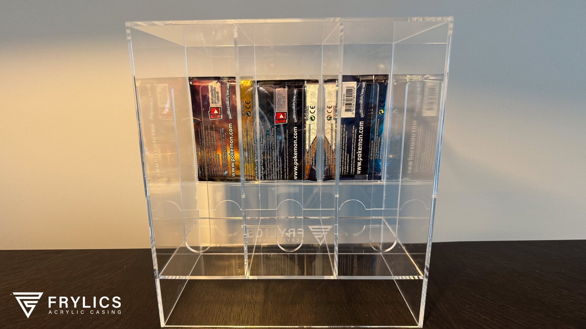 Booster pack dispenser 3-slot - Pokémon acryl case - Frylics - Booster pack dispenser 3-slot - Pokémon acryl case