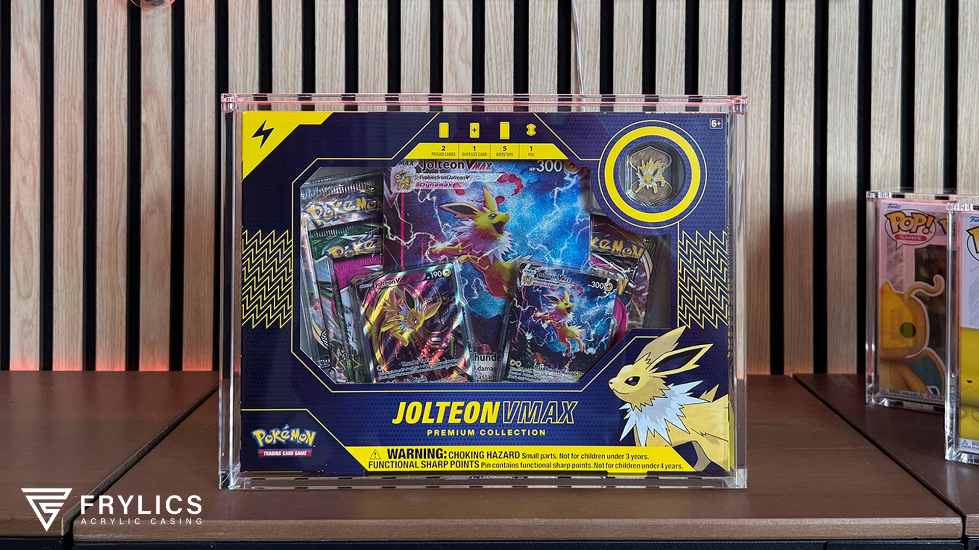 Acrylic Case - Jolteon / Vaporeon / Flareon Vmax Premium Collection Bo