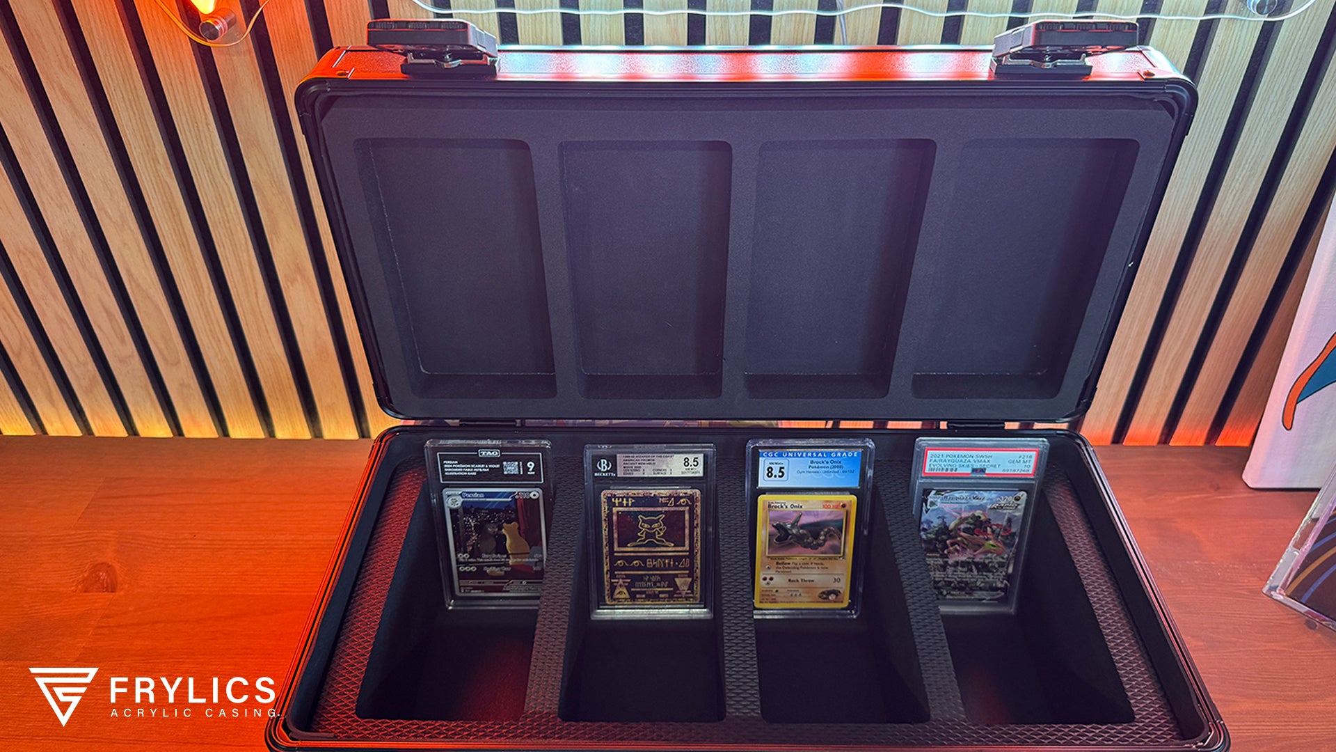 Graded card slab koffer 4' Display