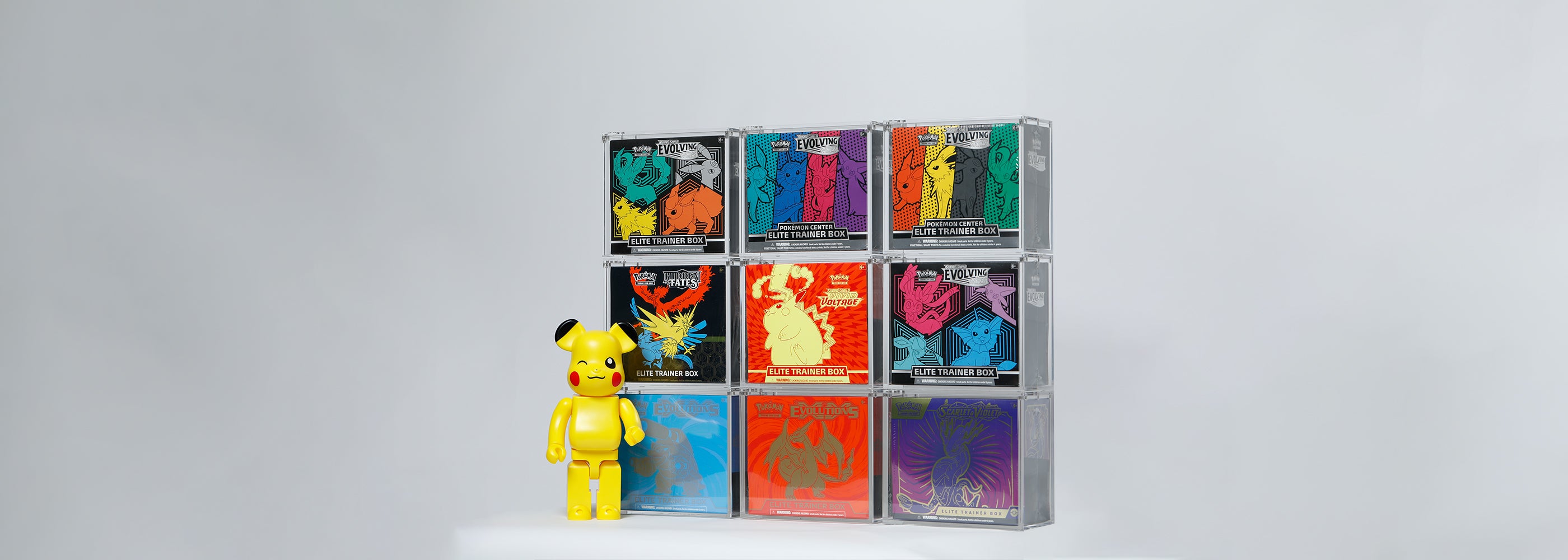 pokemon elite trainer box acryl cases met pikachu