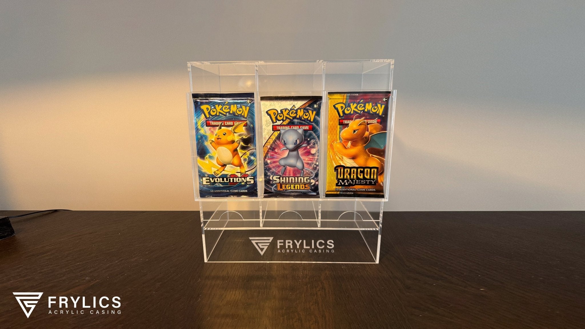 Booster pack dispenser 3-slot - Pokémon acryl case - Frylics - Booster pack dispenser 3-slot - Pokémon acryl case